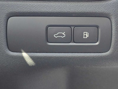 2026 Volvo XC60 Plug-In Hybrid Plus