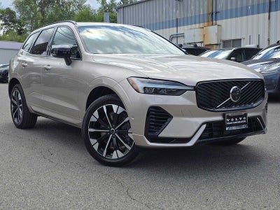 2026 Volvo XC60 Plug-In Hybrid Plus