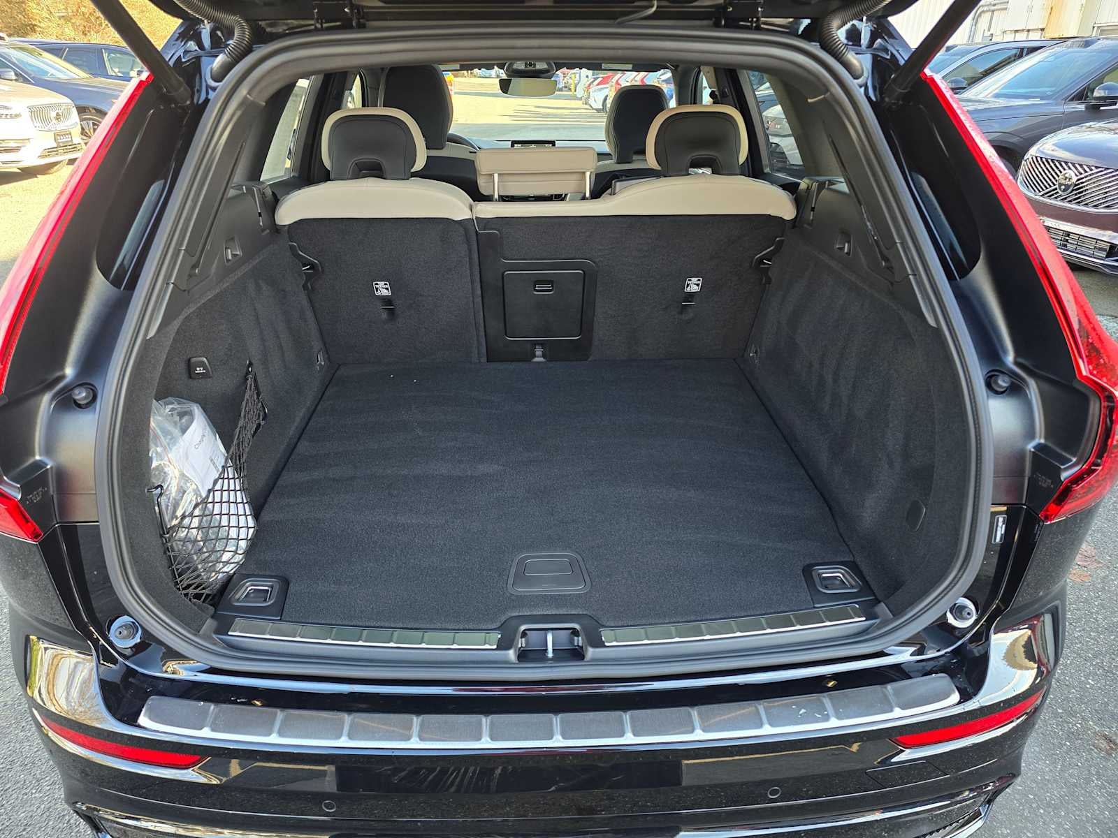 2026 Volvo XC60 Plug-In Hybrid Plus