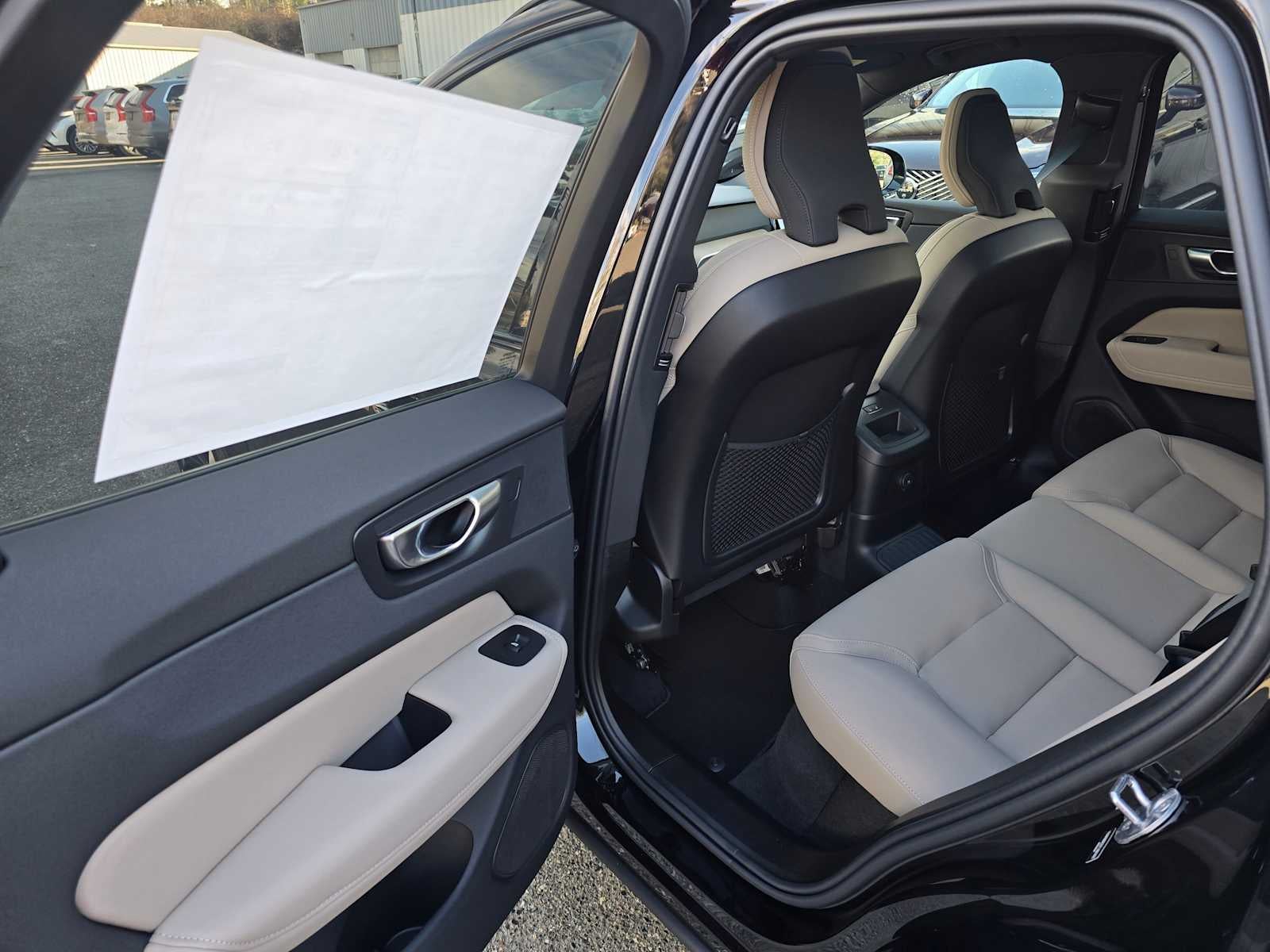 2026 Volvo XC60 Plug-In Hybrid Plus