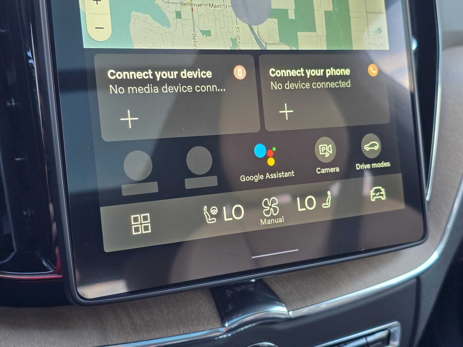 2026 Volvo XC60 Plug-In Hybrid Plus