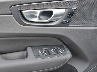 2026 Volvo XC60 Plug-In Hybrid Plus