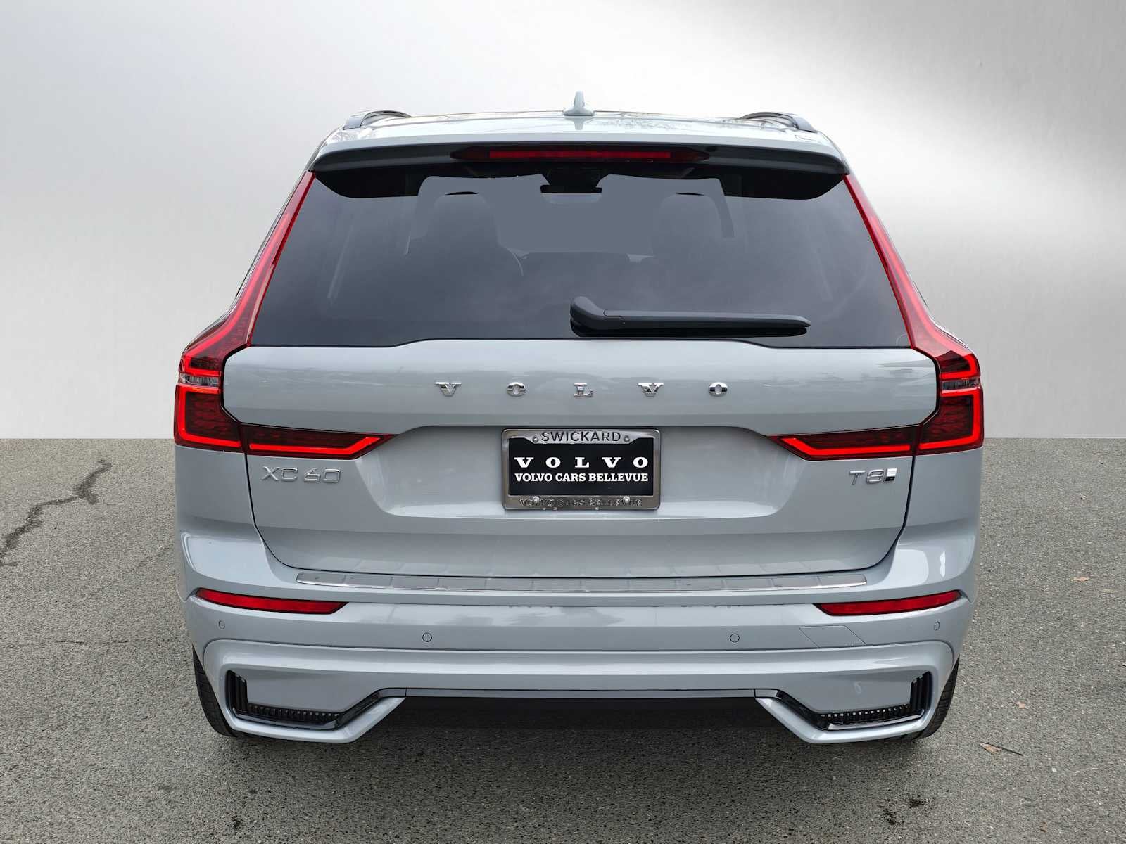 2026 Volvo XC60 Plug-In Hybrid Plus