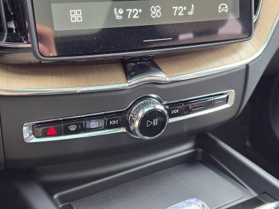 2026 Volvo XC60 Plug-In Hybrid Plus
