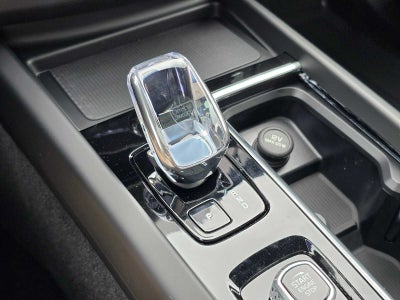 2026 Volvo XC60 Plug-In Hybrid Plus