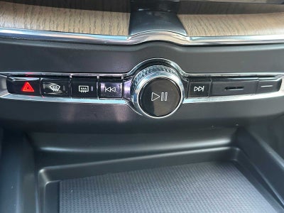 2026 Volvo XC60 Plug-In Hybrid Plus