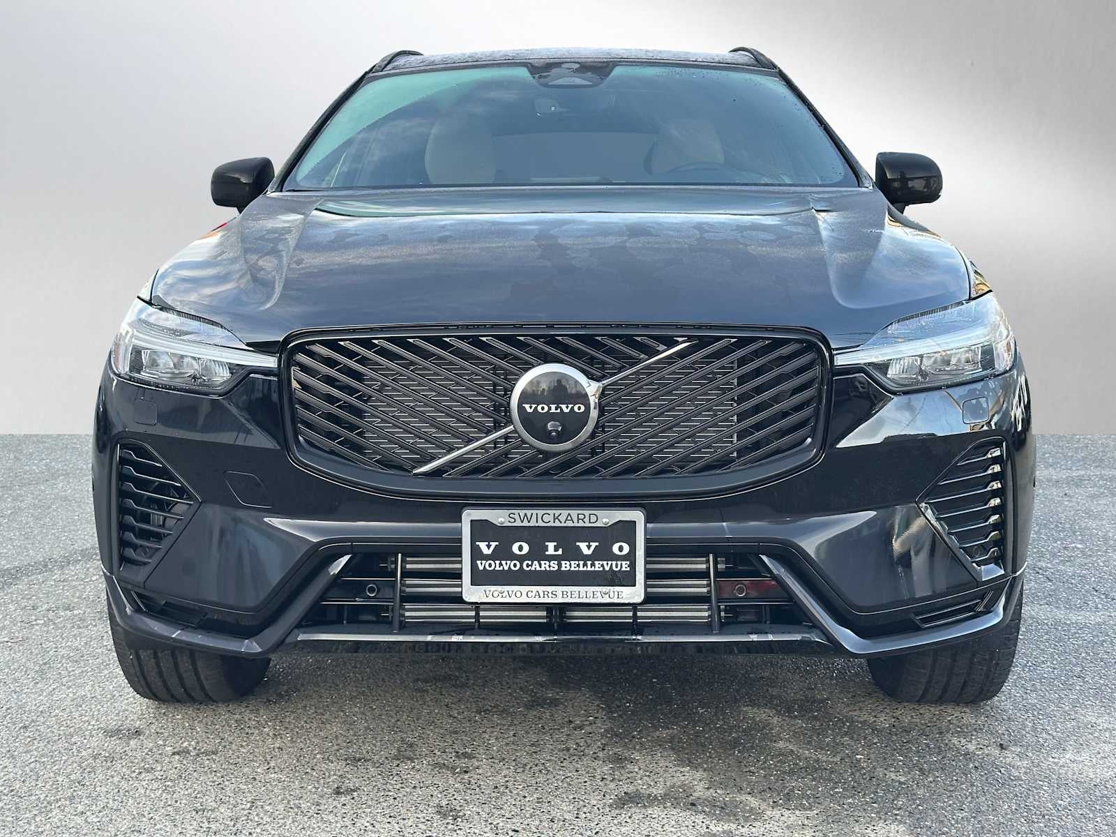 2026 Volvo XC60 Plug-In Hybrid Plus