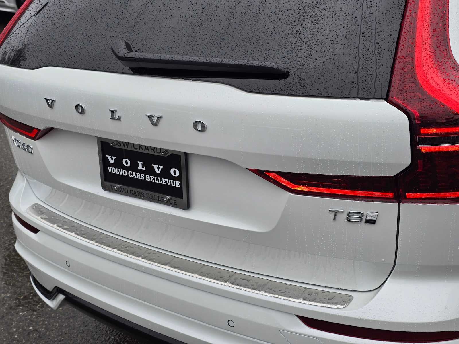 2026 Volvo XC60 Plug-In Hybrid Plus