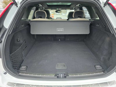 2026 Volvo XC60 Plug-In Hybrid Plus