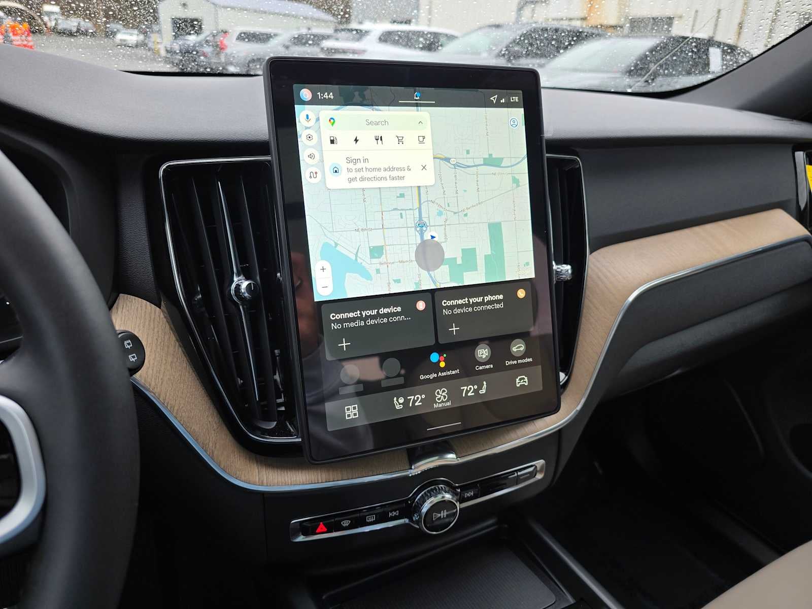 2026 Volvo XC60 Plug-In Hybrid Plus