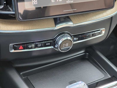 2026 Volvo XC60 Plug-In Hybrid Plus