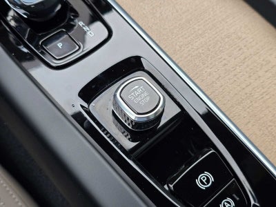 2026 Volvo XC60 Plug-In Hybrid Plus