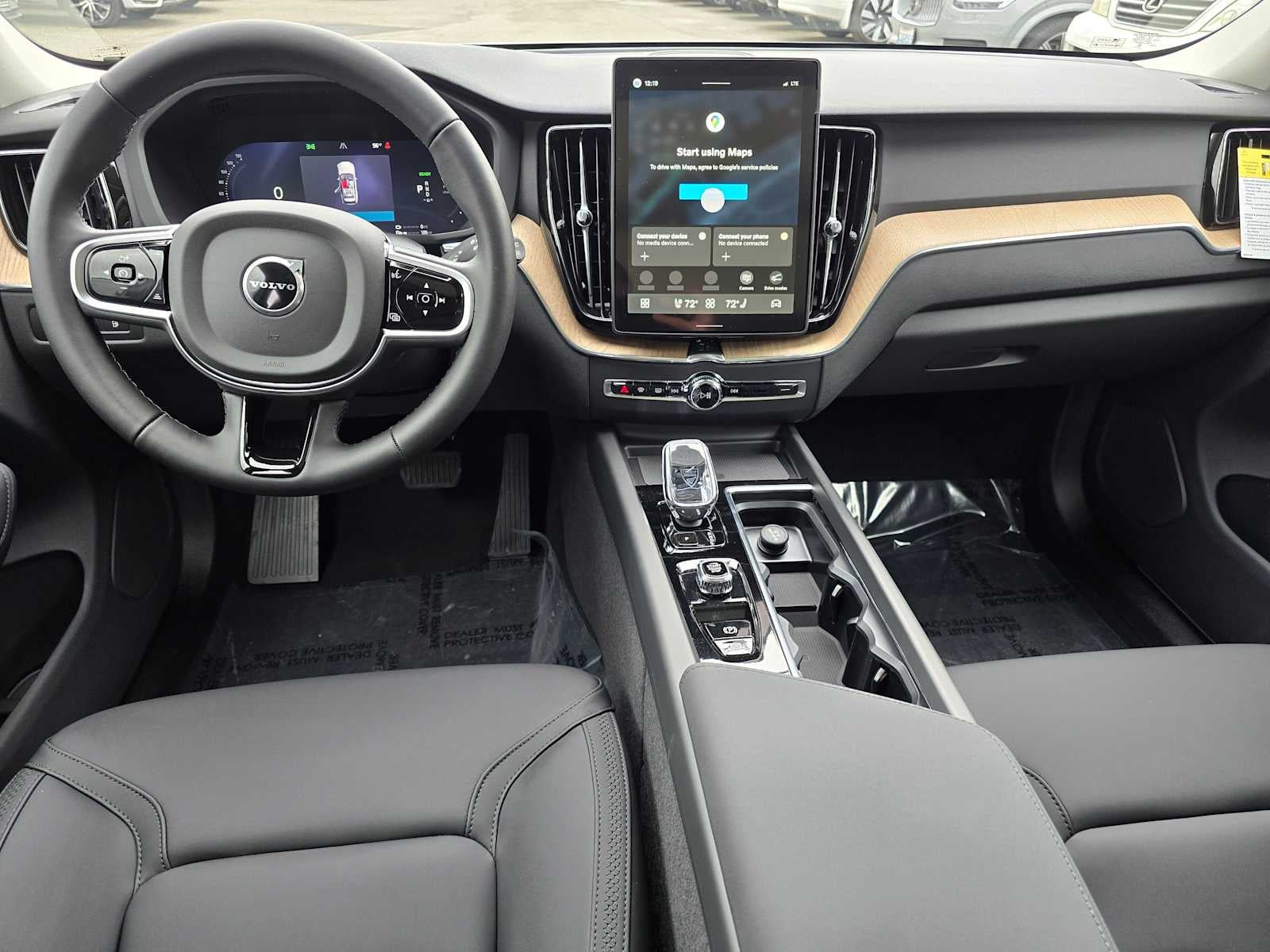 2026 Volvo XC60 Plug-In Hybrid Plus