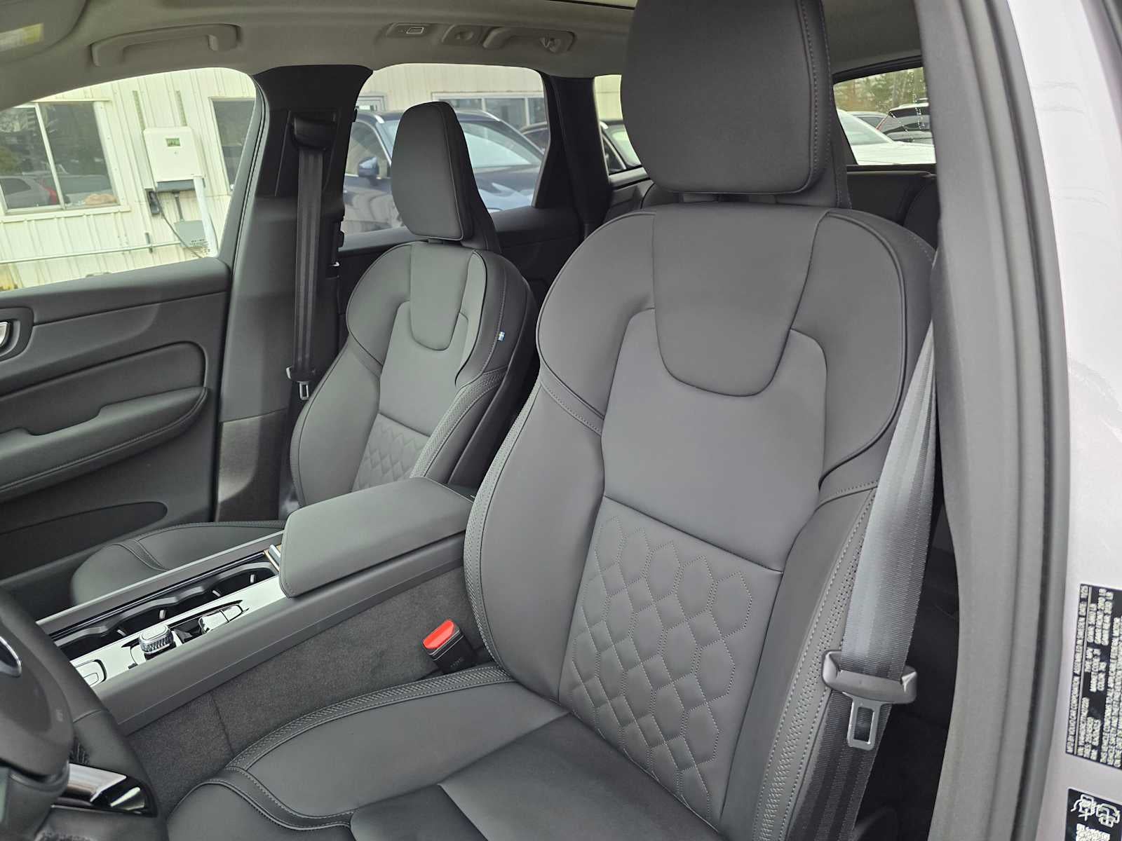 2026 Volvo XC60 Plug-In Hybrid Plus
