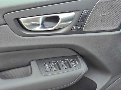 2026 Volvo XC60 Plug-In Hybrid Plus