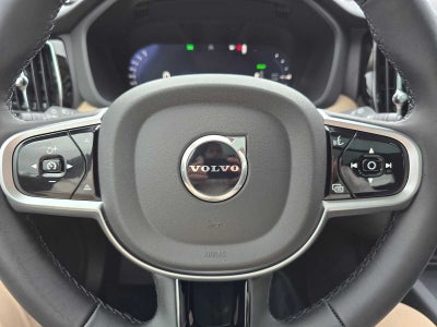 2026 Volvo XC60 Plug-In Hybrid Plus