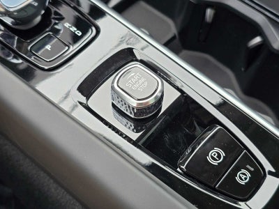 2026 Volvo XC60 Plug-In Hybrid Plus