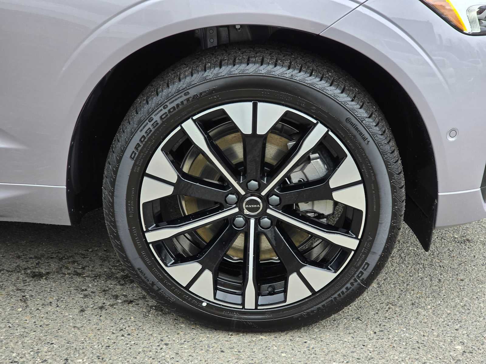2026 Volvo XC60 Plug-In Hybrid Plus