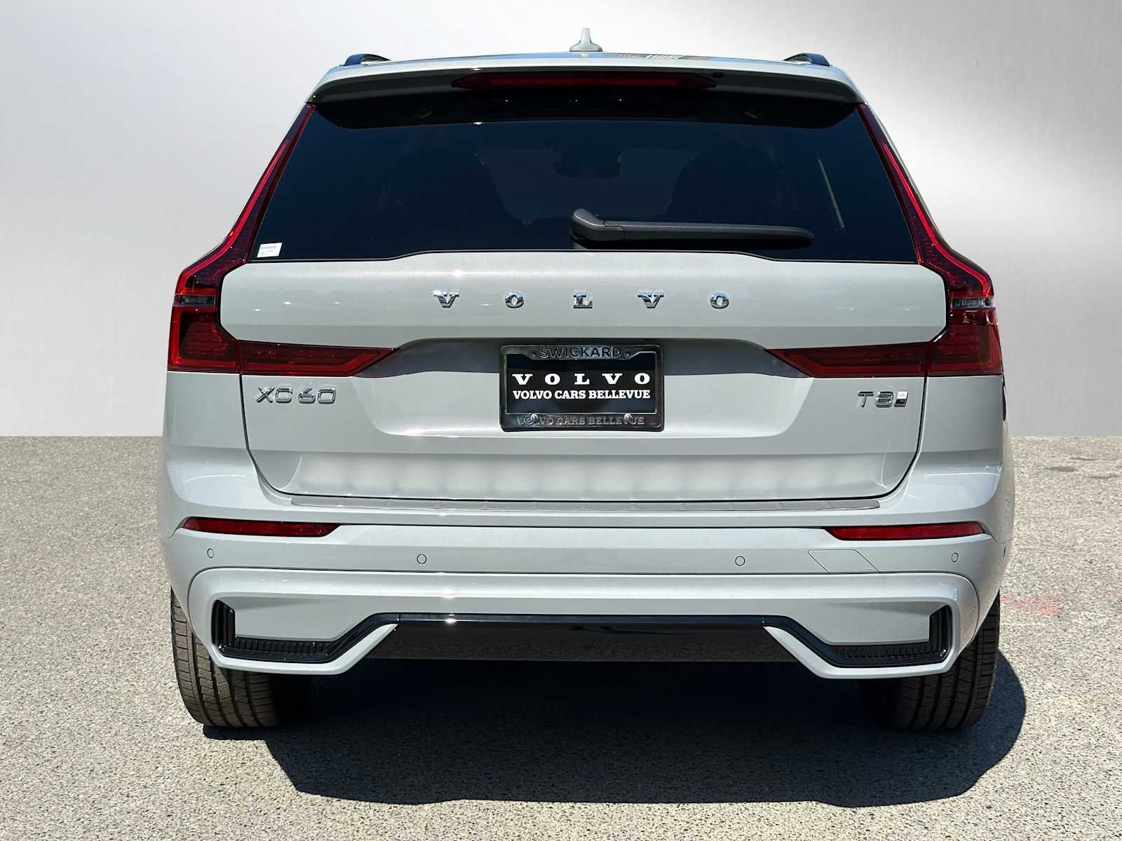 2026 Volvo XC60 Plug-In Hybrid Plus