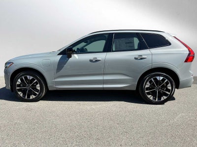 2026 Volvo XC60 Plug-In Hybrid Plus
