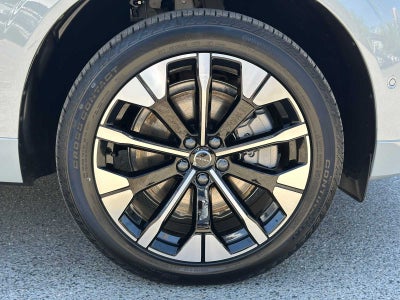 2026 Volvo XC60 Plug-In Hybrid Plus