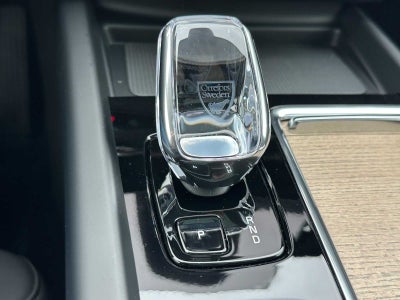 2026 Volvo XC60 Plug-In Hybrid Plus
