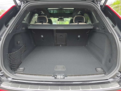 2026 Volvo XC60 Plug-In Hybrid Plus
