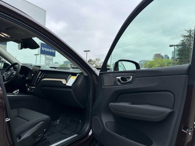 2026 Volvo XC60 Plug-In Hybrid Plus