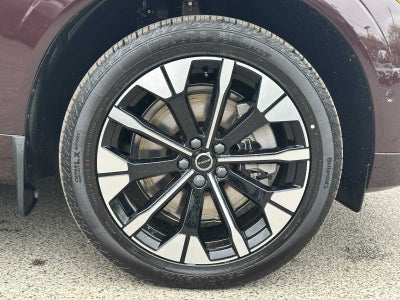 2026 Volvo XC60 Plug-In Hybrid Plus