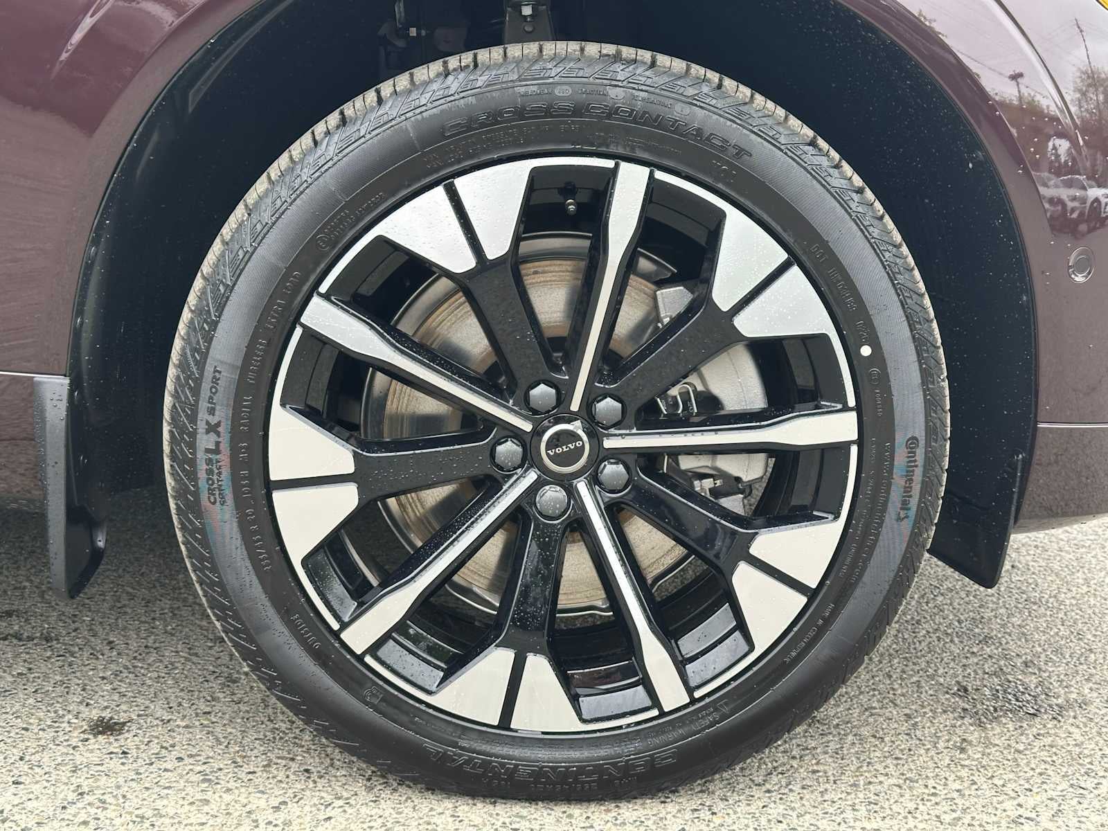 2026 Volvo XC60 Plug-In Hybrid Plus
