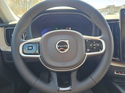 2026 Volvo XC60 Plug-In Hybrid Plus