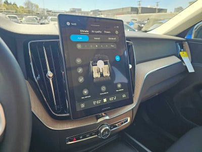 2026 Volvo XC60 Plug-In Hybrid Plus
