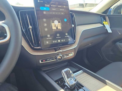 2026 Volvo XC60 Plug-In Hybrid Plus