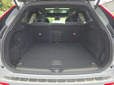2026 Volvo XC60 Plug-In Hybrid Ultra Black Edition