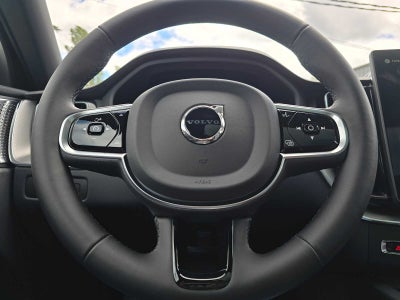 2026 Volvo XC60 Plug-In Hybrid Ultra Black Edition