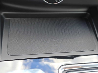 2026 Volvo XC60 Plug-In Hybrid Ultra Black Edition