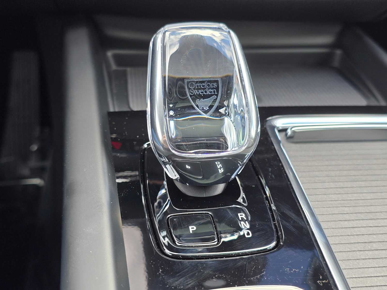 2026 Volvo XC60 Plug-In Hybrid Ultra Black Edition