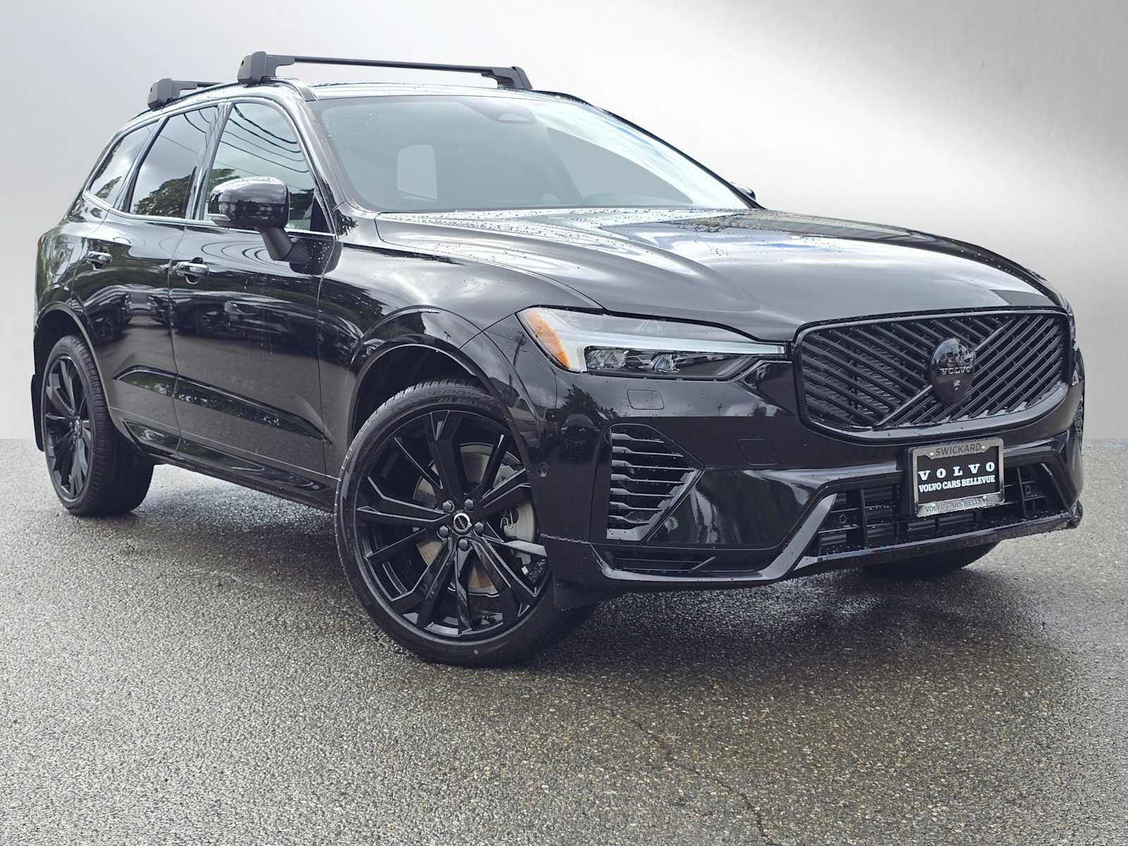 2026 Volvo XC60 Plug-In Hybrid Ultra Black Edition