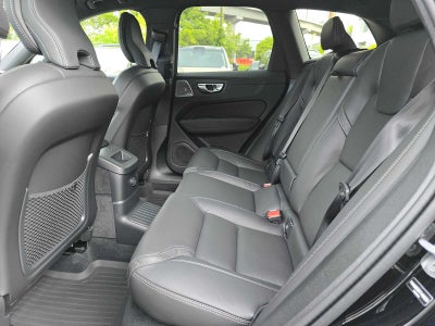 2026 Volvo XC60 Plug-In Hybrid Ultra Black Edition