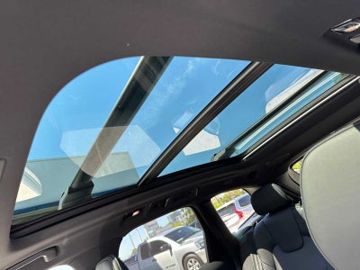 2026 Volvo XC60 Plug-In Hybrid Ultra Black Edition