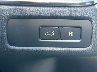 2026 Volvo XC60 Plug-In Hybrid Ultra Black Edition