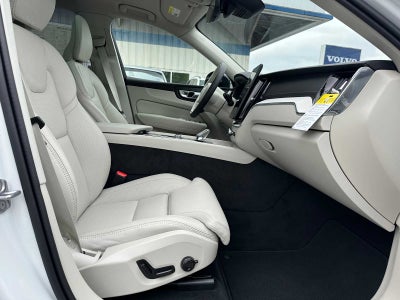 2026 Volvo XC60 Plug-In Hybrid Ultra