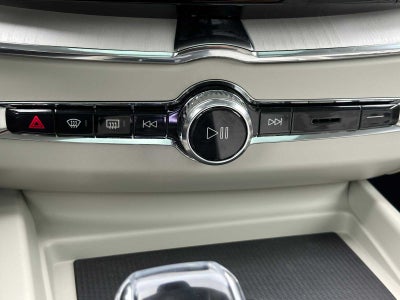 2026 Volvo XC60 Plug-In Hybrid Ultra