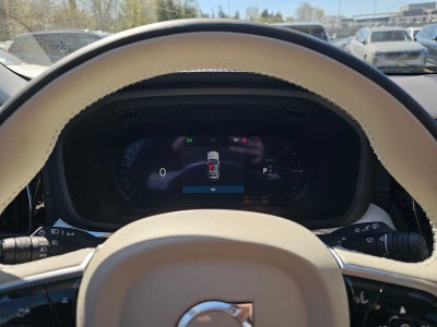 2026 Volvo XC60 Plug-In Hybrid Ultra