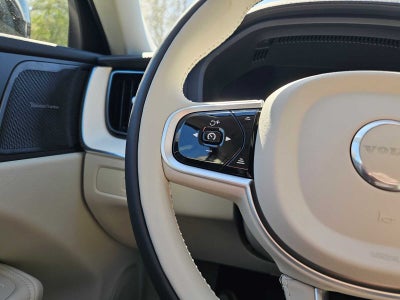 2026 Volvo XC60 Plug-In Hybrid Ultra