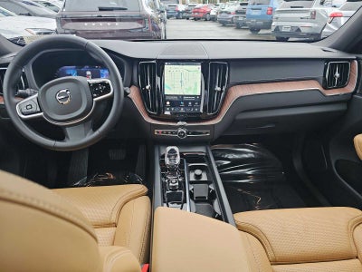 2025 Volvo XC60 Plug-In Hybrid Ultra