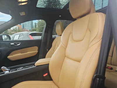 2025 Volvo XC60 Plug-In Hybrid Ultra