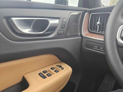 2025 Volvo XC60 Plug-In Hybrid Ultra