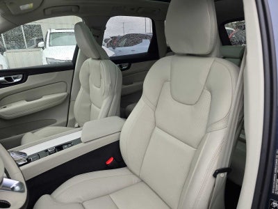 2026 Volvo XC60 Plug-In Hybrid Ultra