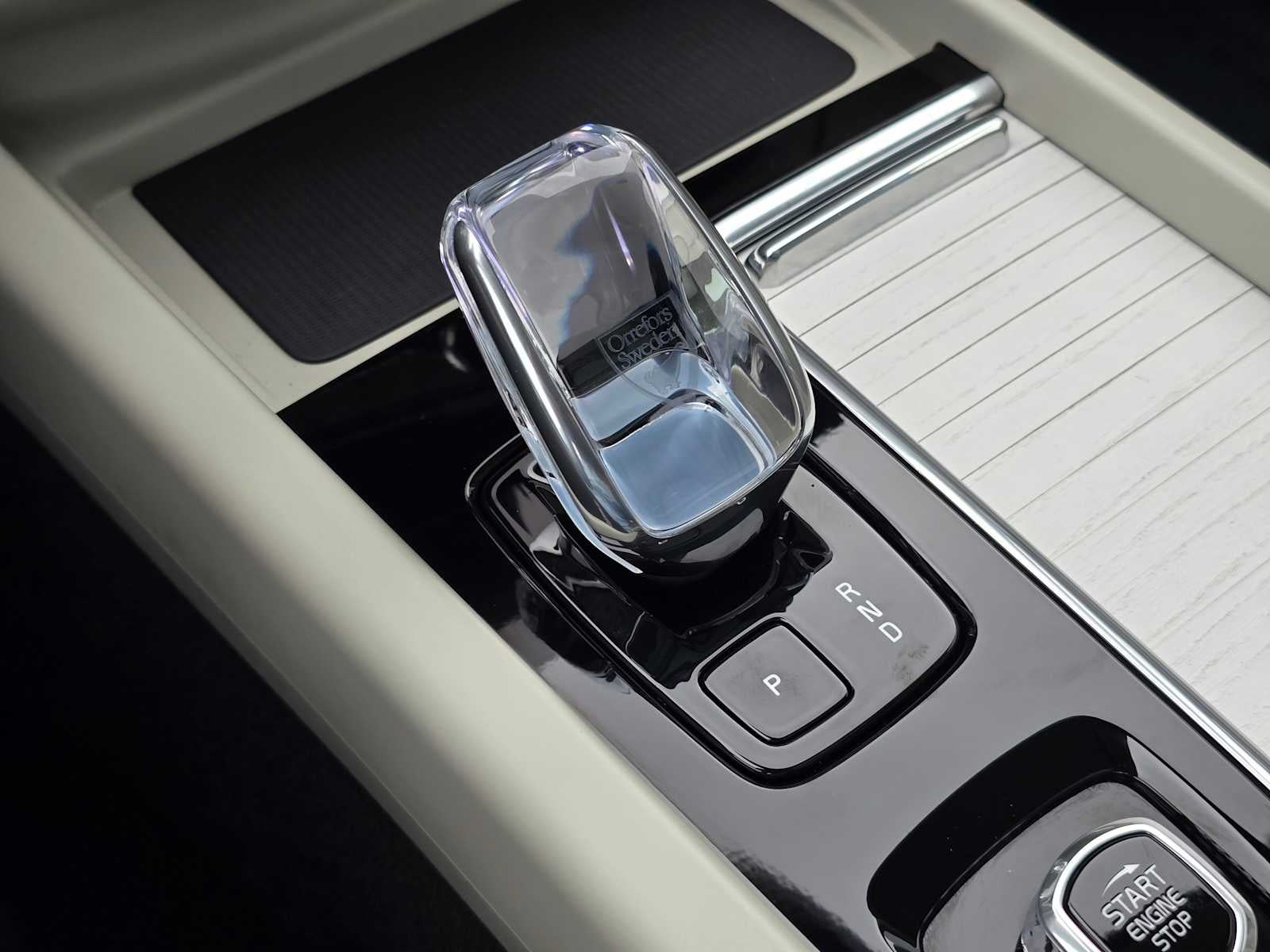 2026 Volvo XC60 Plug-In Hybrid Ultra